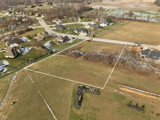 $224,900 | 2011 Knightsbridge Road, Danville, IN 46122