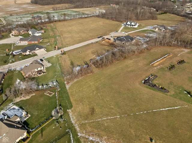 $224,900 | 2011 Knightsbridge Road, Danville, IN 46122