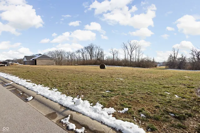 $224,900 | 2011 Knightsbridge Road, Danville, IN 46122