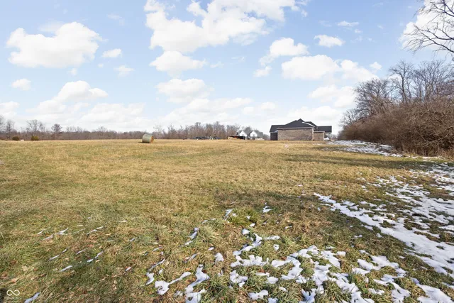 $224,900 | 2011 Knightsbridge Road, Danville, IN 46122