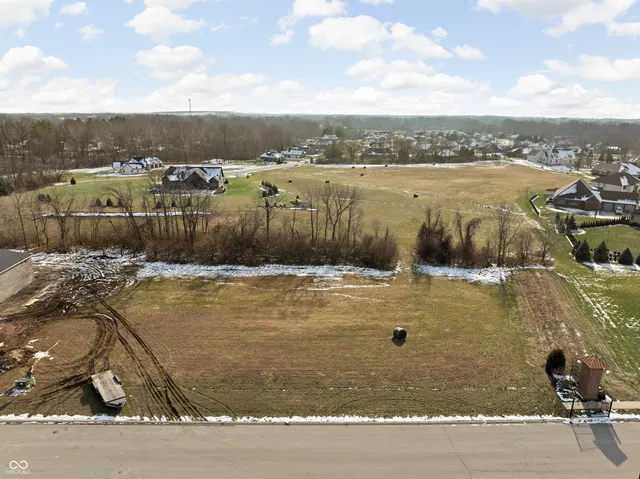 $224,900 | 2011 Knightsbridge Road, Danville, IN 46122