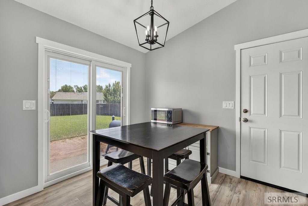 1409 Ridgewood Drive Ammon, ID 83406 - Photo 12 of 55