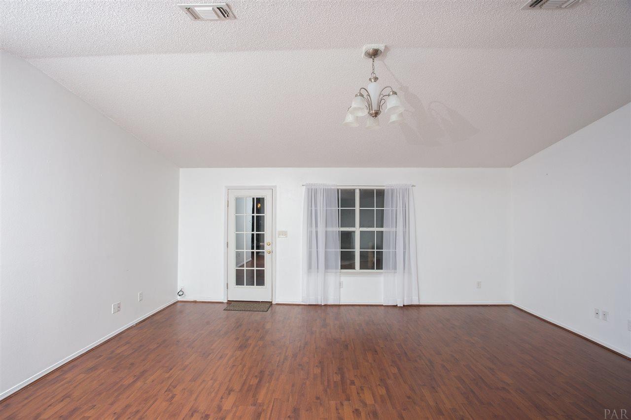 624 Ashford Road Cantonment, FL 32533 - Photo 16 of 49 Gallery Image 16