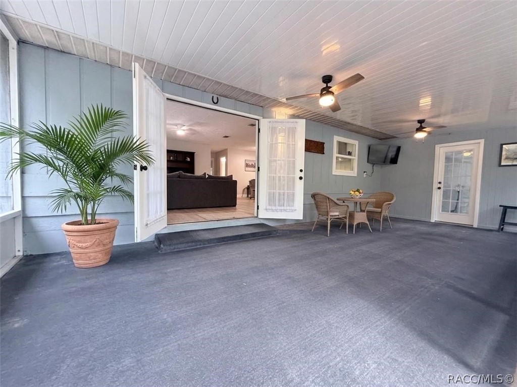 271 Hudson Street Inglis, FL 34449 - Photo 36 of 45