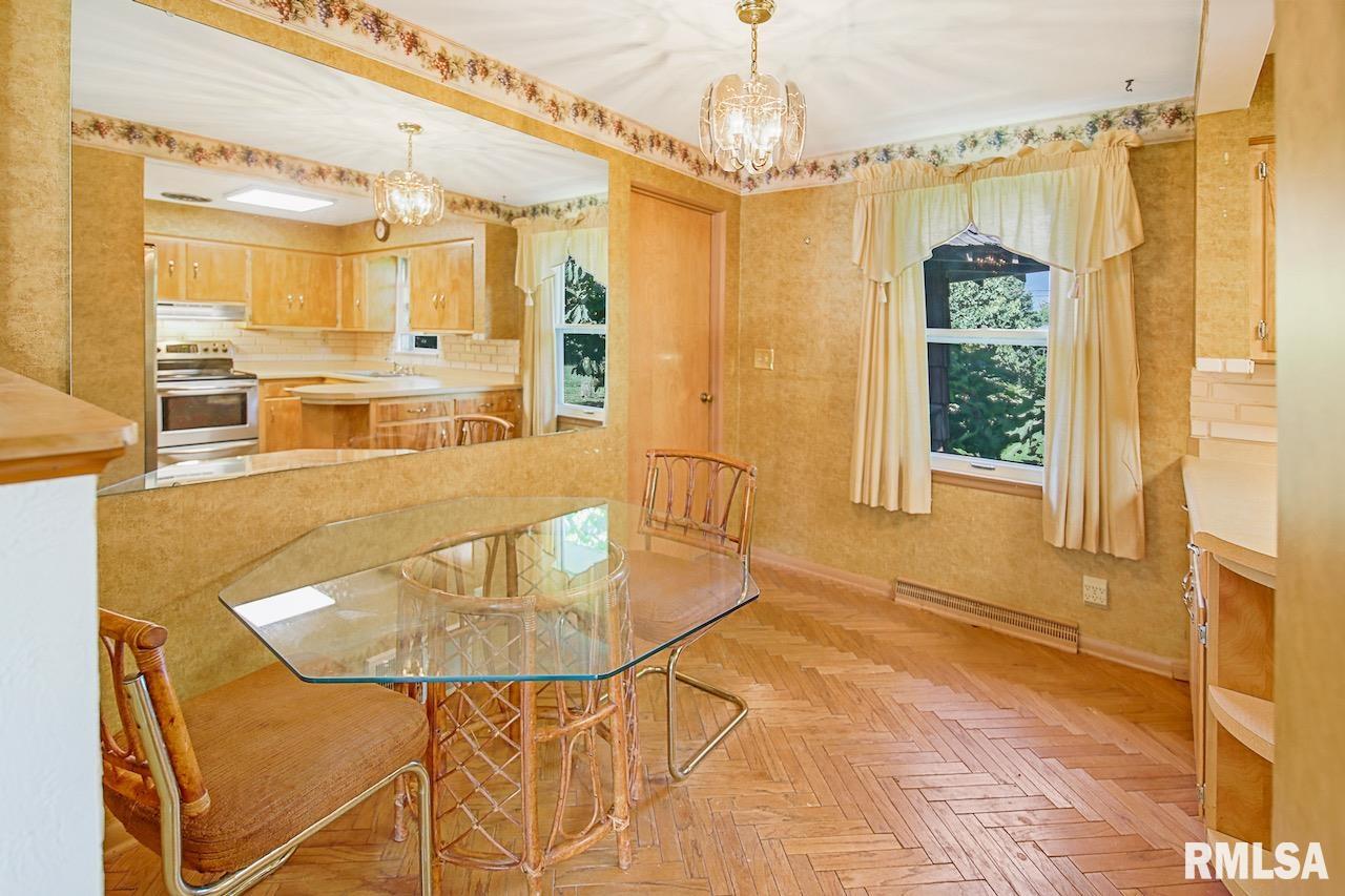 5404 North James Road Peoria, IL 61615 - Photo 12 of 31 Gallery Image 12