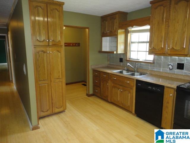 7637 Dw Robbins Road Dora, AL 35062 - Photo 5 of 20