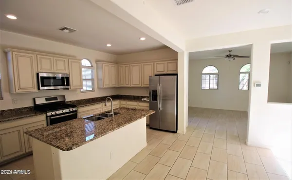 $2,499 | 3173 South Magnolia Lane, Chandler, AZ 85286