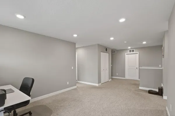 $690,000 | 1429 Clover Preserve Lane, Chaska, MN 55318