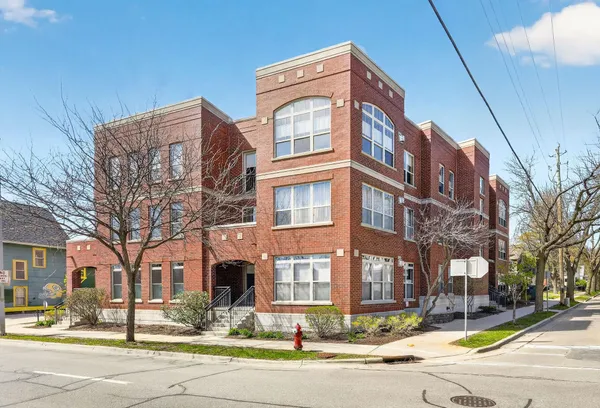 $530,000 | 280 Division Street, Unit 301, Madison, WI 53704