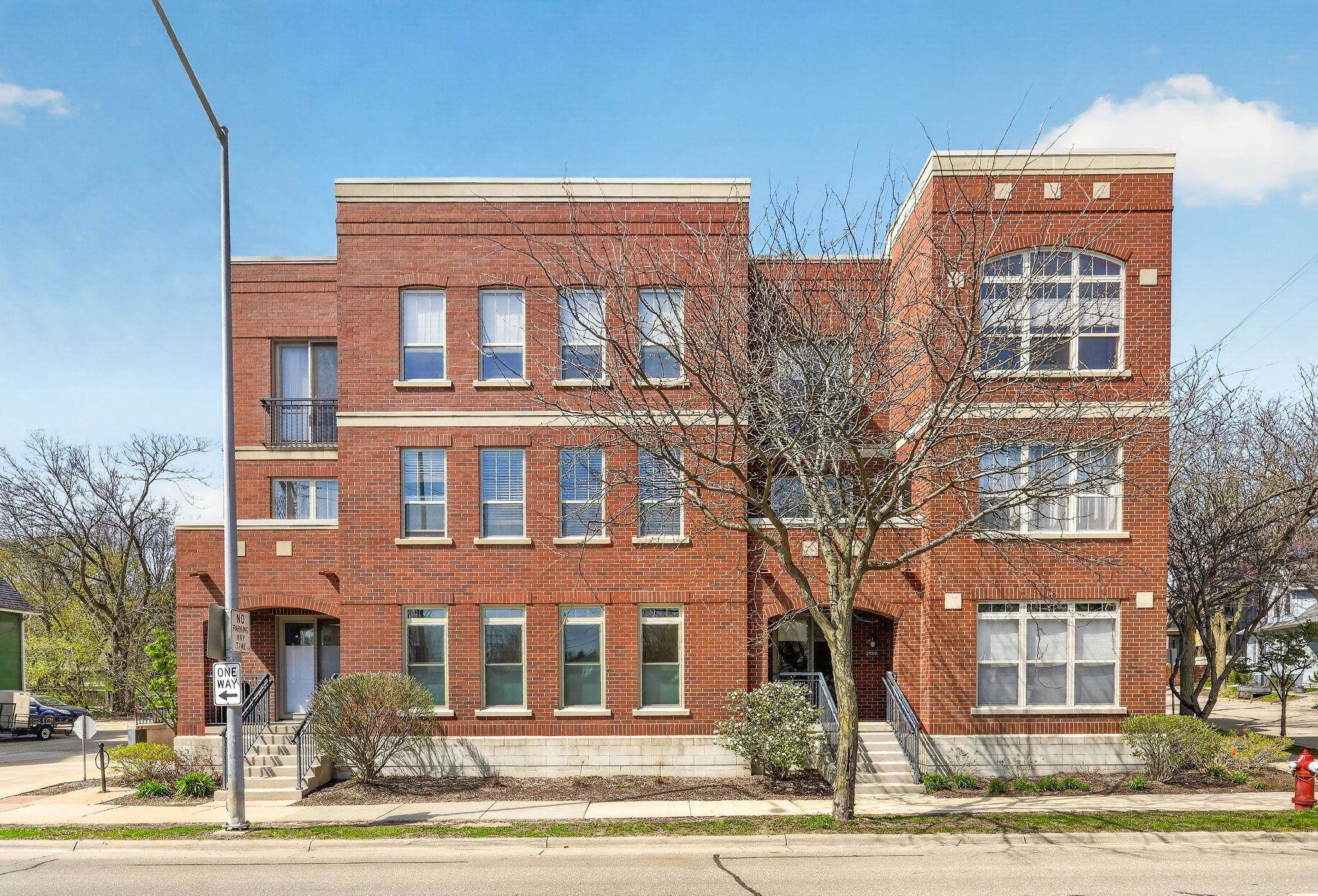 280 Division Street, Unit 301 Madison, WI 53704 - Photo 30 of 40