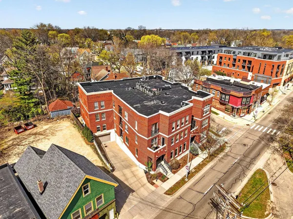 $530,000 | 280 Division Street, Unit 301, Madison, WI 53704