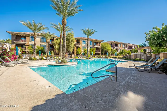 $2,700 | 11640 North Tatum Boulevard, Unit 2061, Phoenix, AZ 85028