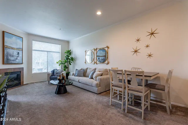 $2,700 | 11640 North Tatum Boulevard, Unit 2061, Phoenix, AZ 85028