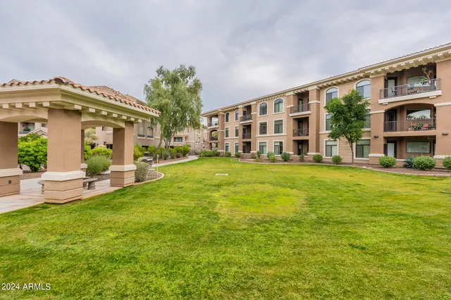 $2,700 | 11640 North Tatum Boulevard, Unit 2061, Phoenix, AZ 85028