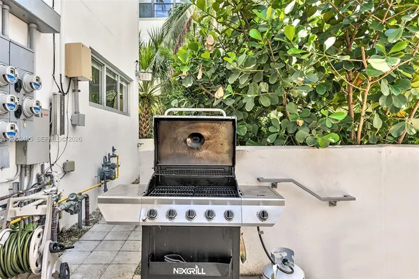 $3,600 | 940 Michigan Avenue, Unit 4, Miami Beach, FL 33139