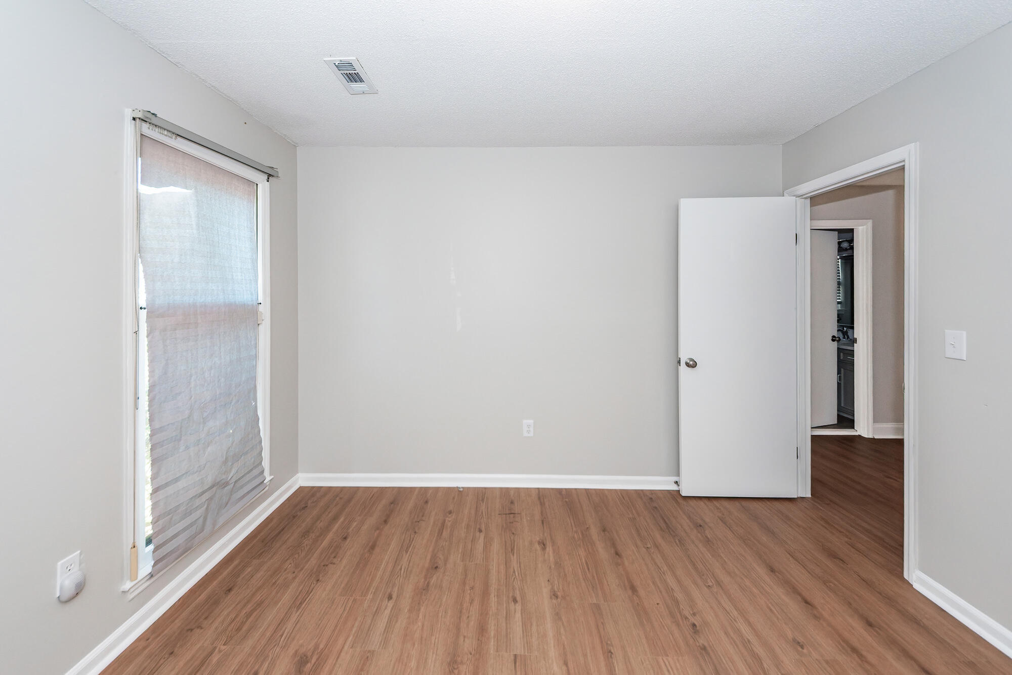 2106 Fife Lane Charleston, SC 29414 - Photo 15 of 30 fife 19