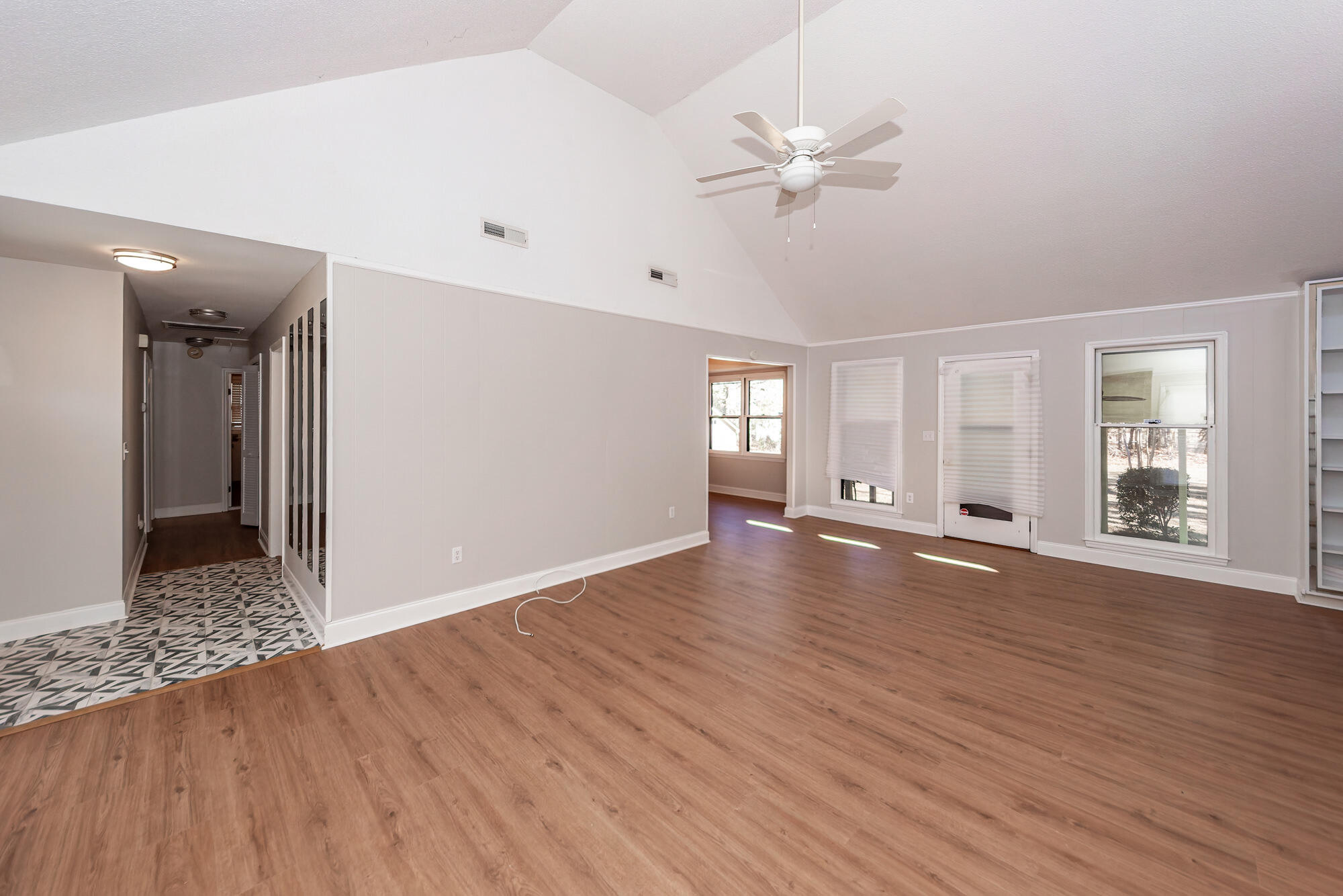 2106 Fife Lane Charleston, SC 29414 - Photo 6 of 30 fife 06