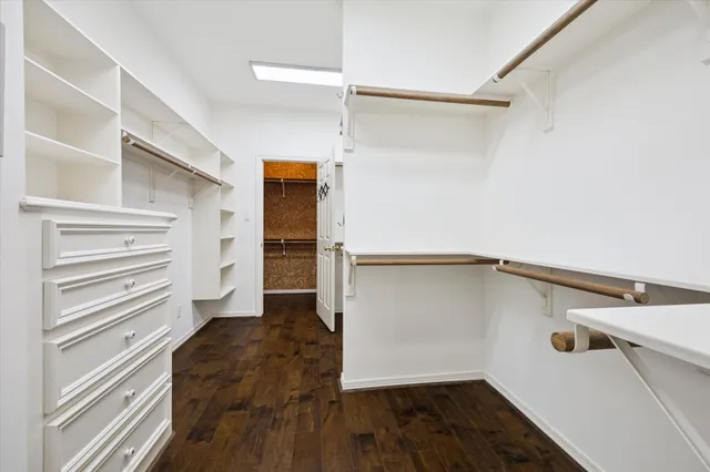 $1,100,000 | 418 Prestwick Court, Houston, TX 77057