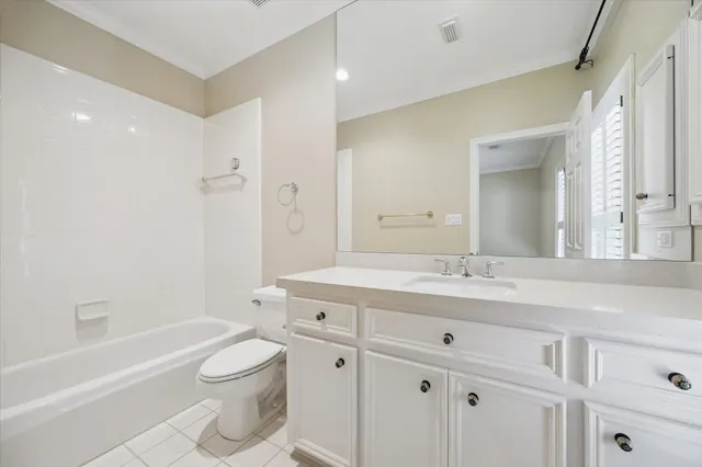 $1,100,000 | 418 Prestwick Court, Houston, TX 77057