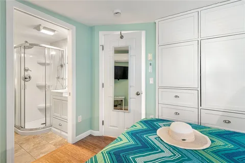 $1,599,500 | 6 Macalder Street, Narragansett, RI 02879