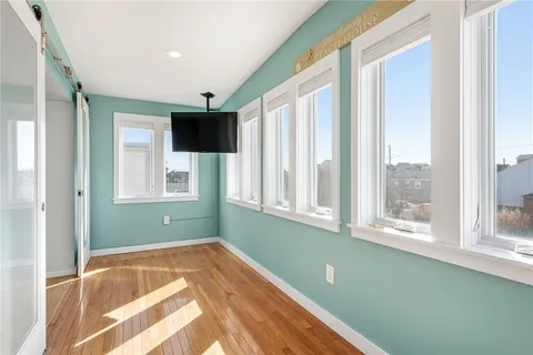 $1,599,500 | 6 Macalder Street, Narragansett, RI 02879