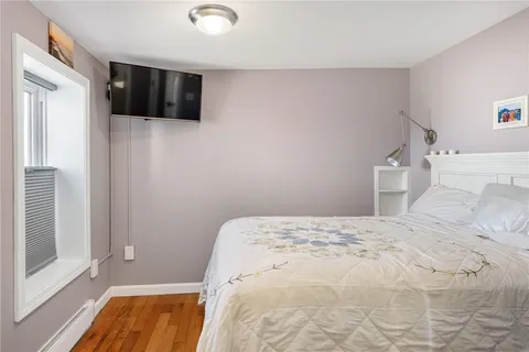 $1,599,500 | 6 Macalder Street, Narragansett, RI 02879