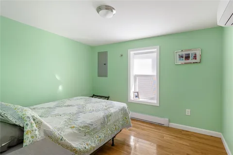 $1,599,500 | 6 Macalder Street, Narragansett, RI 02879