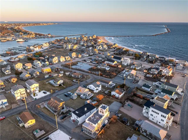 $1,599,500 | 6 Macalder Street, Narragansett, RI 02879