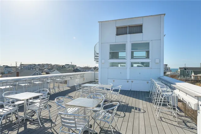 $1,599,500 | 6 Macalder Street, Narragansett, RI 02879