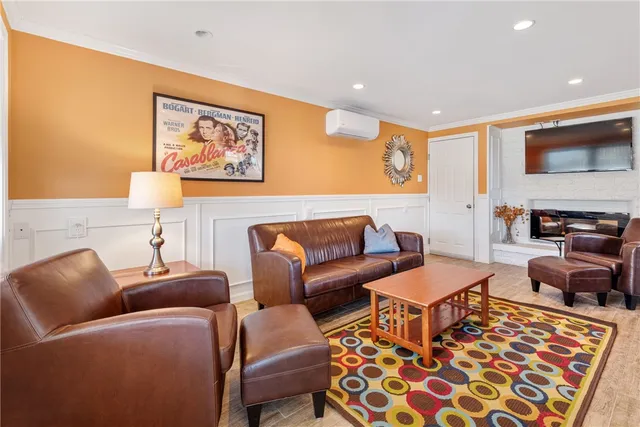 $1,599,500 | 6 Macalder Street, Narragansett, RI 02879