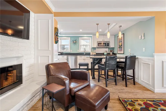 $1,599,500 | 6 Macalder Street, Narragansett, RI 02879