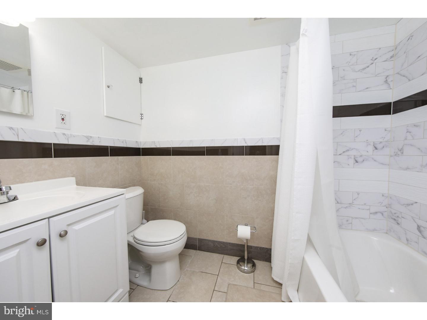 133 Johns Road Cheltenham, PA 19012 - Photo 13 of 25 Bathroom