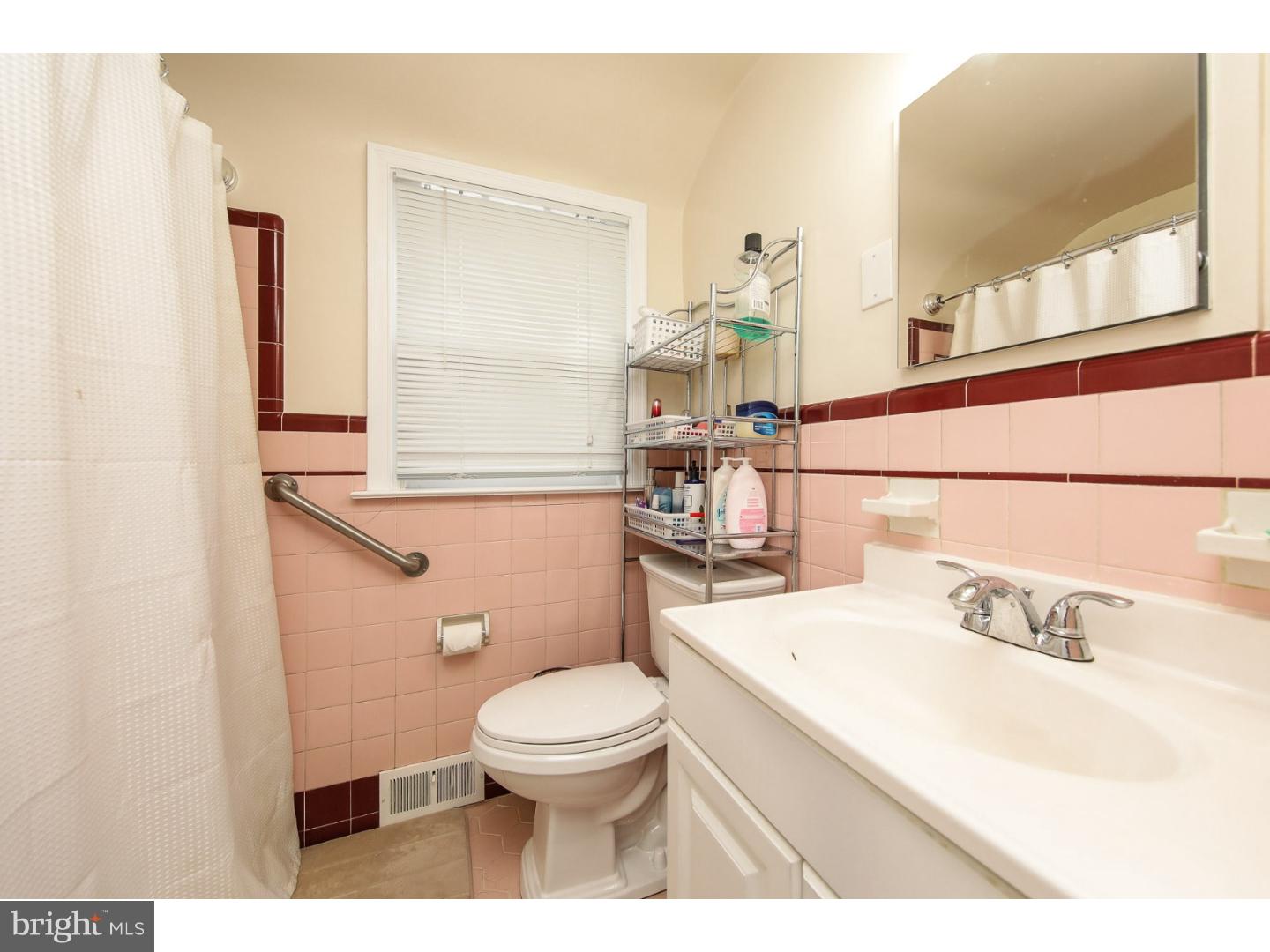133 Johns Road Cheltenham, PA 19012 - Photo 17 of 25 Bathroom