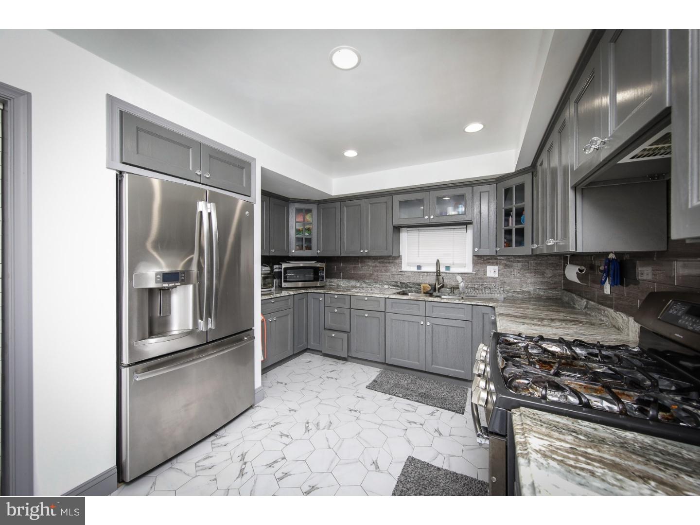 133 Johns Road Cheltenham, PA 19012 - Photo 6 of 25 Kitchen