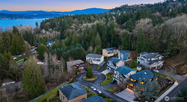 $2,499,998 | 16305 Southeast 37th Street, Bellevue, WA 98008