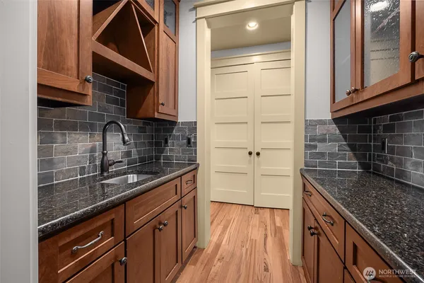 $2,499,998 | 16305 Southeast 37th Street, Bellevue, WA 98008