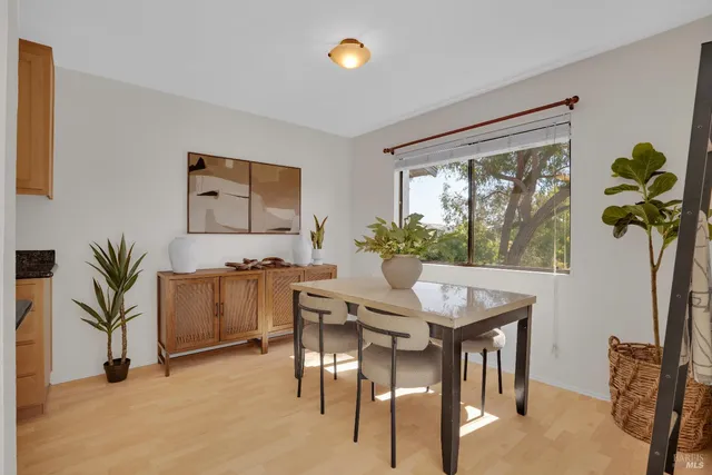 $355,000 | 900 Cambridge Drive, Unit 184, Benicia, CA 94510