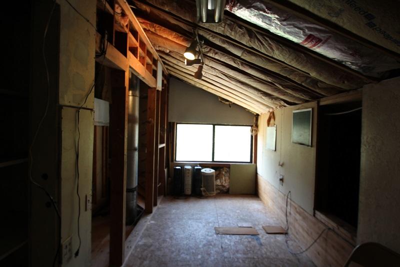 674 Loop Drive Springville, CA 93265 - Photo 33 of 50 Unfinished Attic