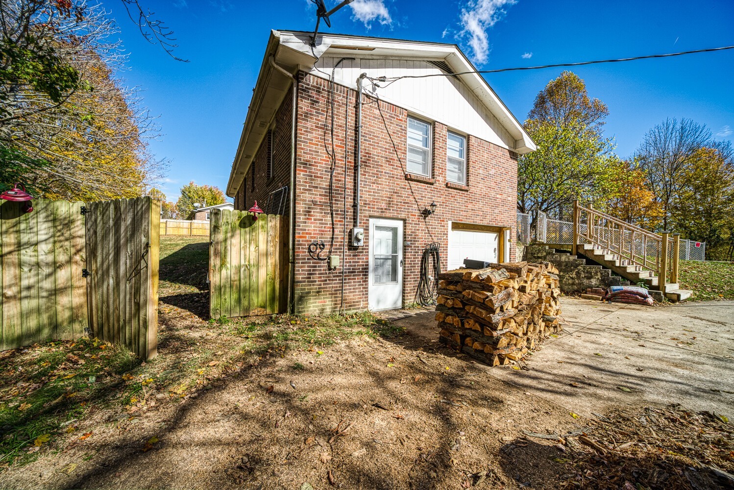 2757 Dale Ridge Road Dowelltown, TN 37059 - Photo 3 of 28 a view of a house with a patio