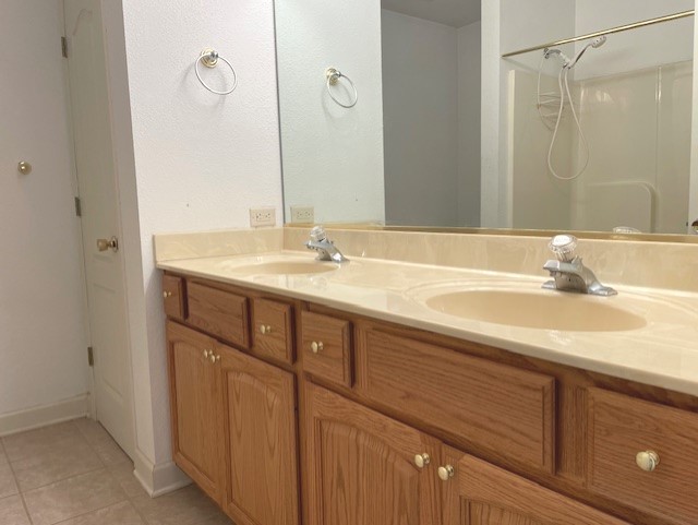 17717 Springbrook Circle Union, IL 60180 - Photo 17 of 33 a bathroom with a sink and a mirror