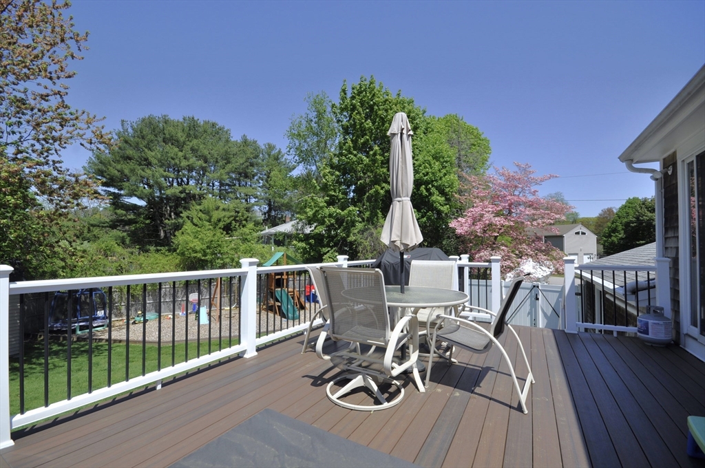 46 Bridle Road Bridgewater, MA 02324 - Photo 29 of 37 Gallery Image 29