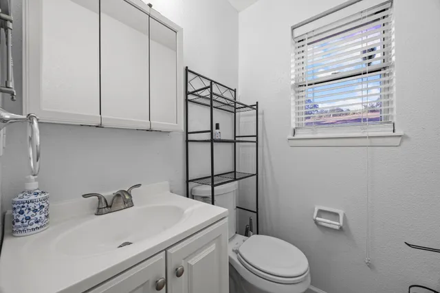 $1,975 | 2103 6th Street, Stafford, TX 77477