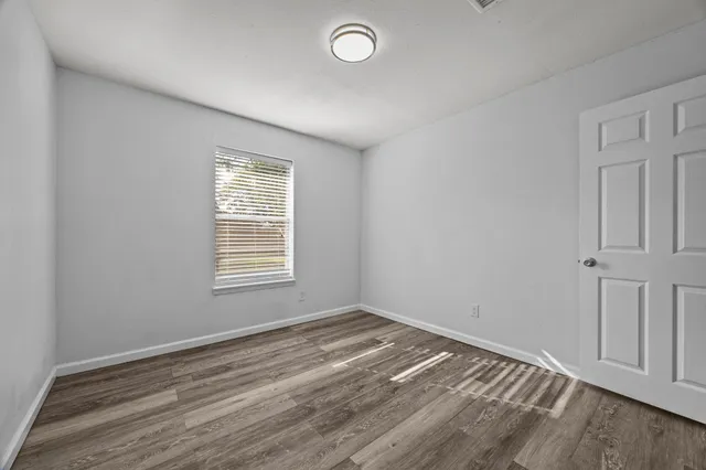 $1,975 | 2103 6th Street, Stafford, TX 77477