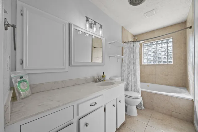 $1,975 | 2103 6th Street, Stafford, TX 77477