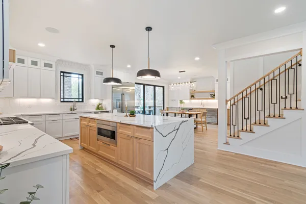 $1,725,000 | 1240 Kenmore Place, Nashville, TN 37216
