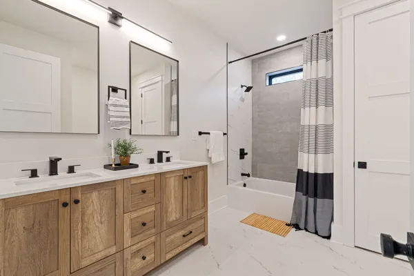 $1,725,000 | 1240 Kenmore Place, Nashville, TN 37216