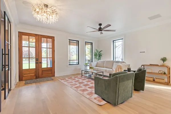 $1,725,000 | 1240 Kenmore Place, Nashville, TN 37216