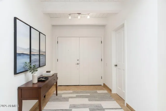 $5,000 | 5101 North Casa Blanca Drive, Unit 203, Paradise Valley, AZ 85253