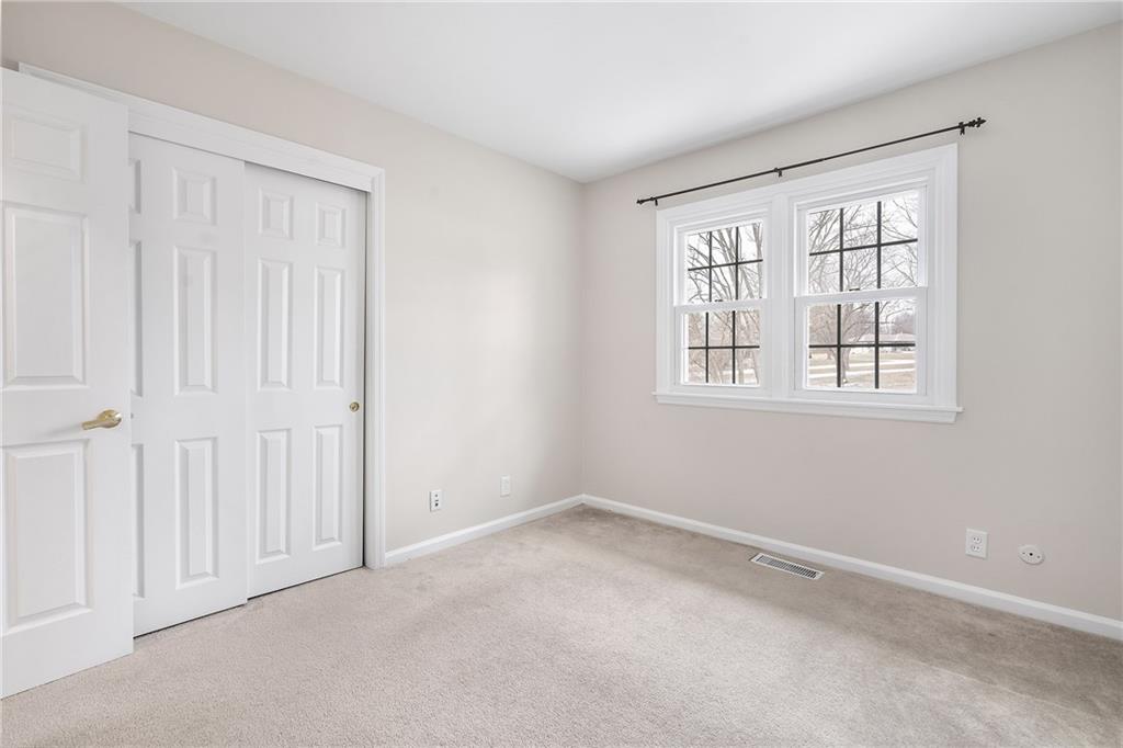 5755 Andover Road Indianapolis, IN 46220 - Photo 14 of 30