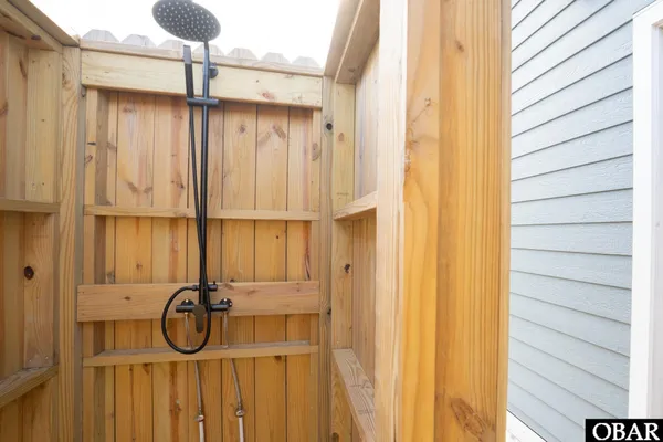 $990,000 | 120 Bryant Lane, Ocracoke, NC 27960